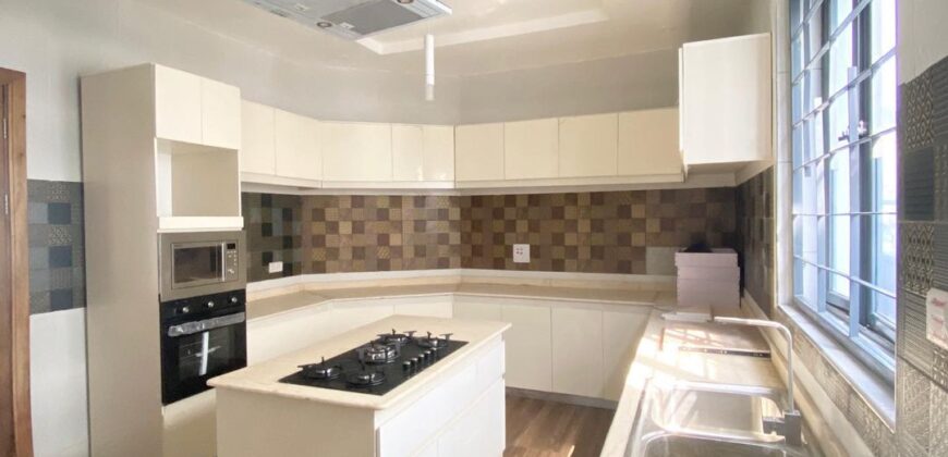 Well finished & super brand new 5bedrooms duplex + with BQ for sale