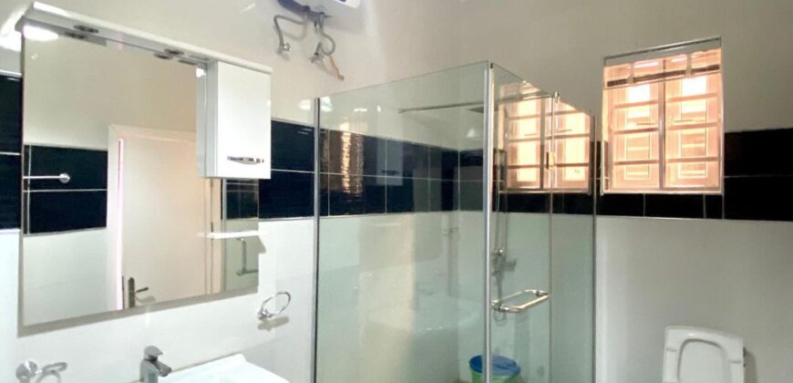 FULLY FURNISHED 5 BEDROOM DETACHED DUPLEX