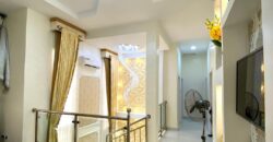 FULLY FURNISHED 5 BEDROOM DETACHED DUPLEX