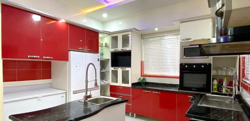 FULLY FURNISHED 5 BEDROOM DETACHED DUPLEX