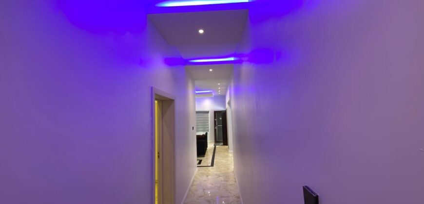 A fully furnished 3 bedroom apartment all en-suite now available