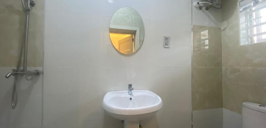 A fully furnished 3 bedroom apartment all en-suite now available