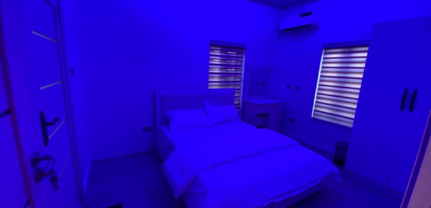 A fully furnished 3 bedroom apartment all en-suite now available