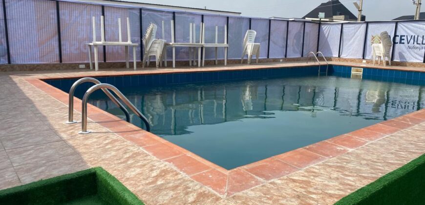 A fully furnished 3 bedroom apartment all en-suite now available