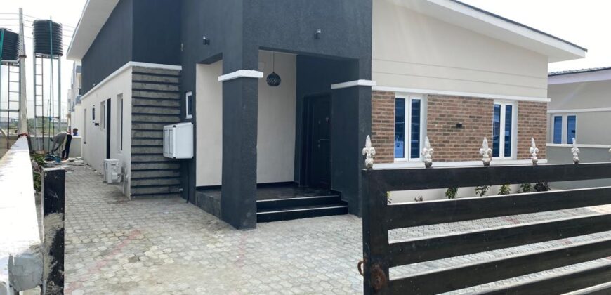 A fully furnished 3 bedroom apartment all en-suite now available