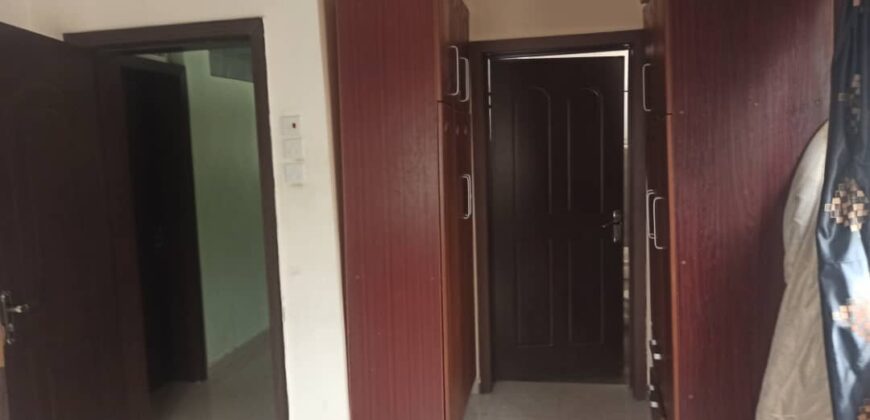 5 bedroom fully detached house with bq and a space for pool