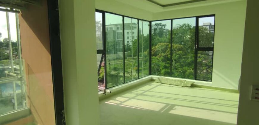 Short Let 1 and 2 Bedroom service apartment