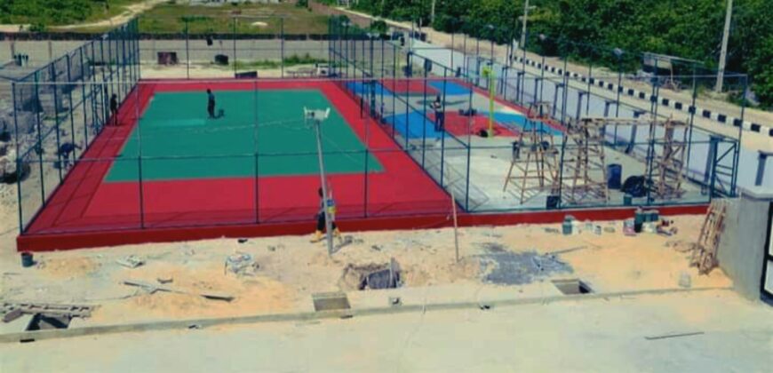 1 BED APARTMENTS WITH BASKETBALL COURT