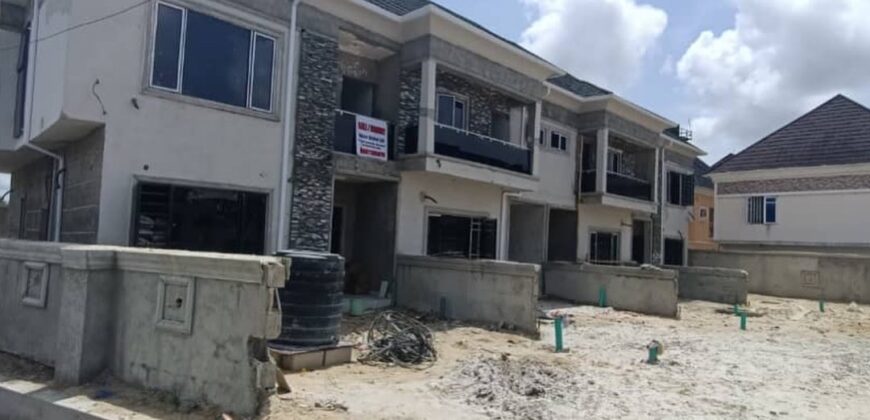 WELL FINISHED GRAND 4 BEDROOM TERRACE