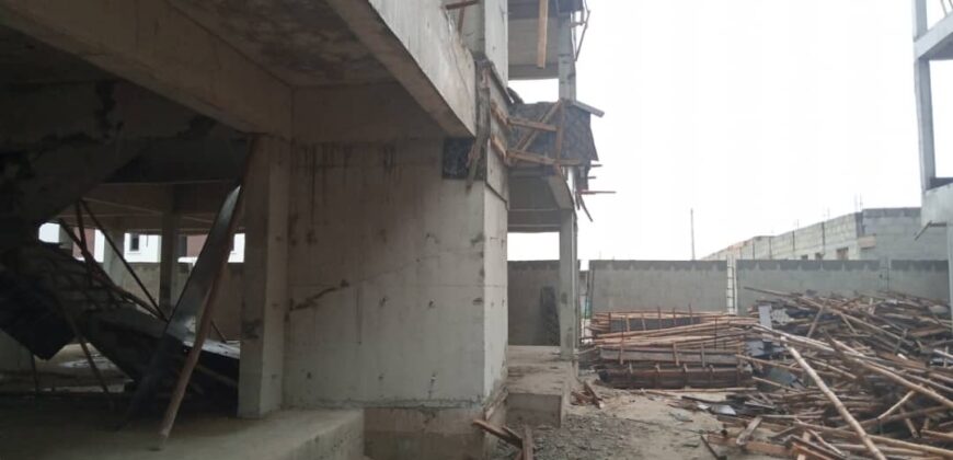 3 BEDROOM PENTHOUSE WITH SWIMMING POOL