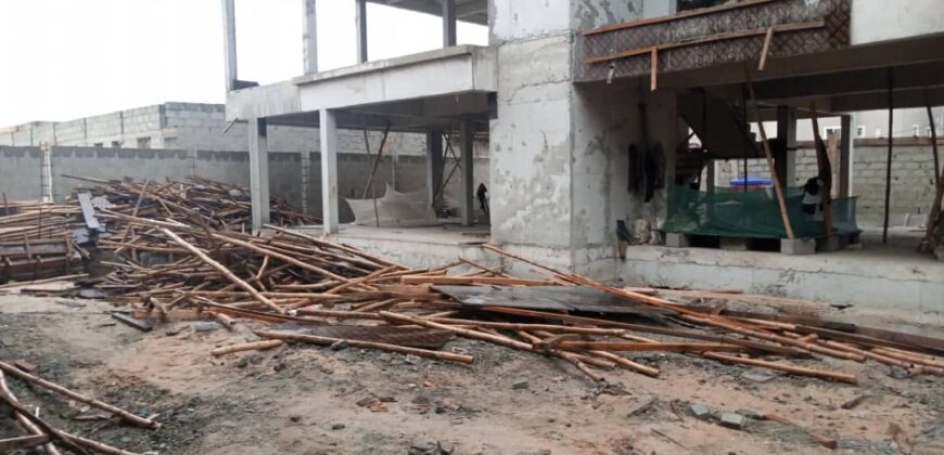 3 BEDROOM PENTHOUSE WITH SWIMMING POOL