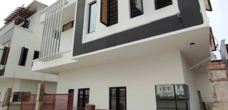 4bedroom semi detached duplex ensuite with a bq