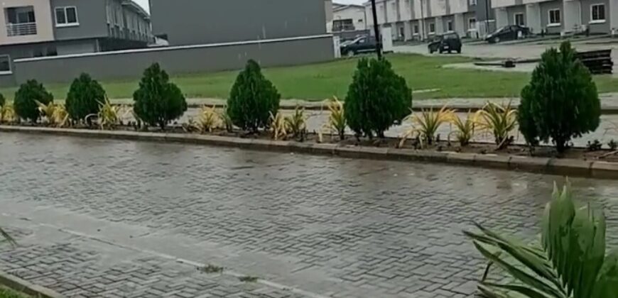 Serviced 3bedroom terrace duplex ensuite with a bq