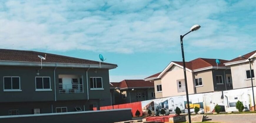 Serviced 3bedroom terrace duplex ensuite with a bq
