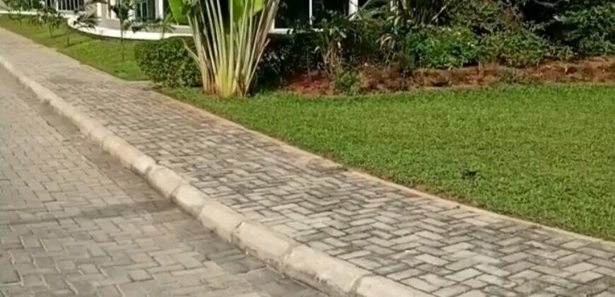 Serviced 3bedroom terrace duplex ensuite with a bq