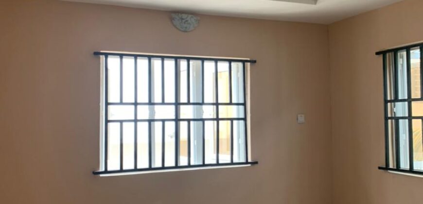 5bedroom detached duplex ensuite with a bq