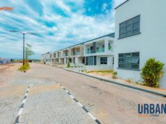 FULLY FURNISHED 3 BEDROOM TERRACE IN URBAN PRIME THREE (PHASE2)