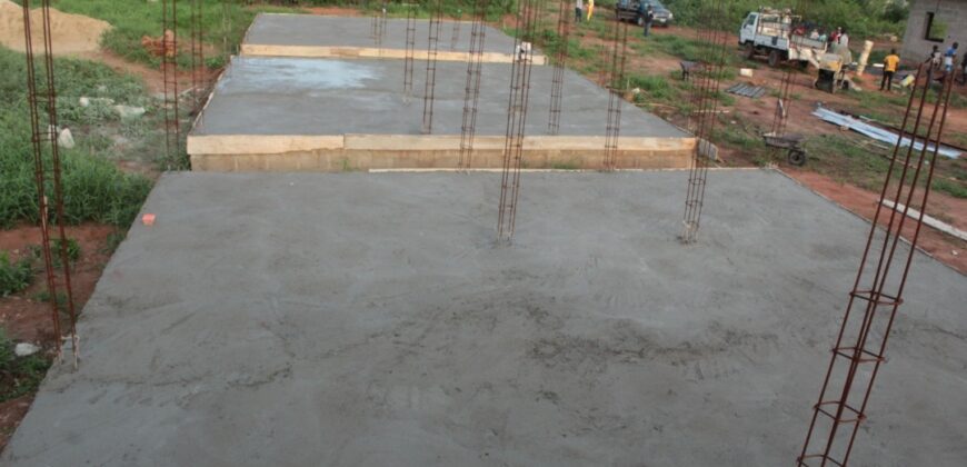 NEWLY BUILT 2 BEDROOM APARTMENTS IN OYIN GARDEN MOWE