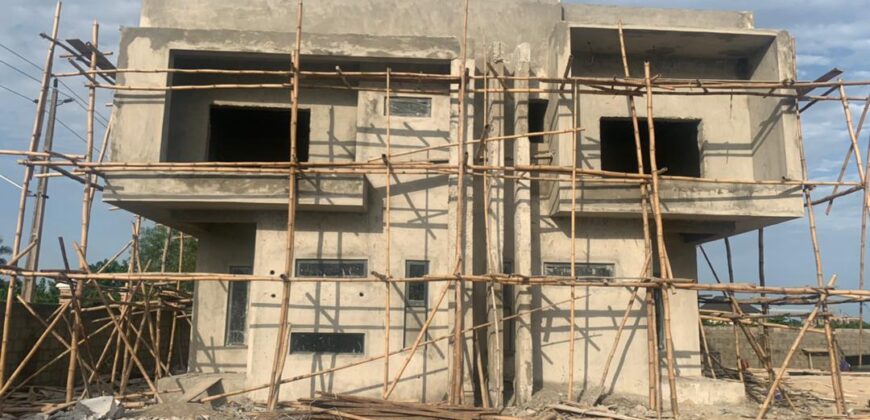 GRAND 4 BEDROOM SEMI DETACHED DUPLEX WITH BQ